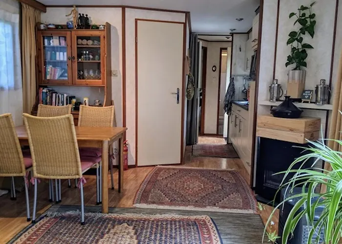 Chaletpark Kempenbos - 73 Chalet Diessen